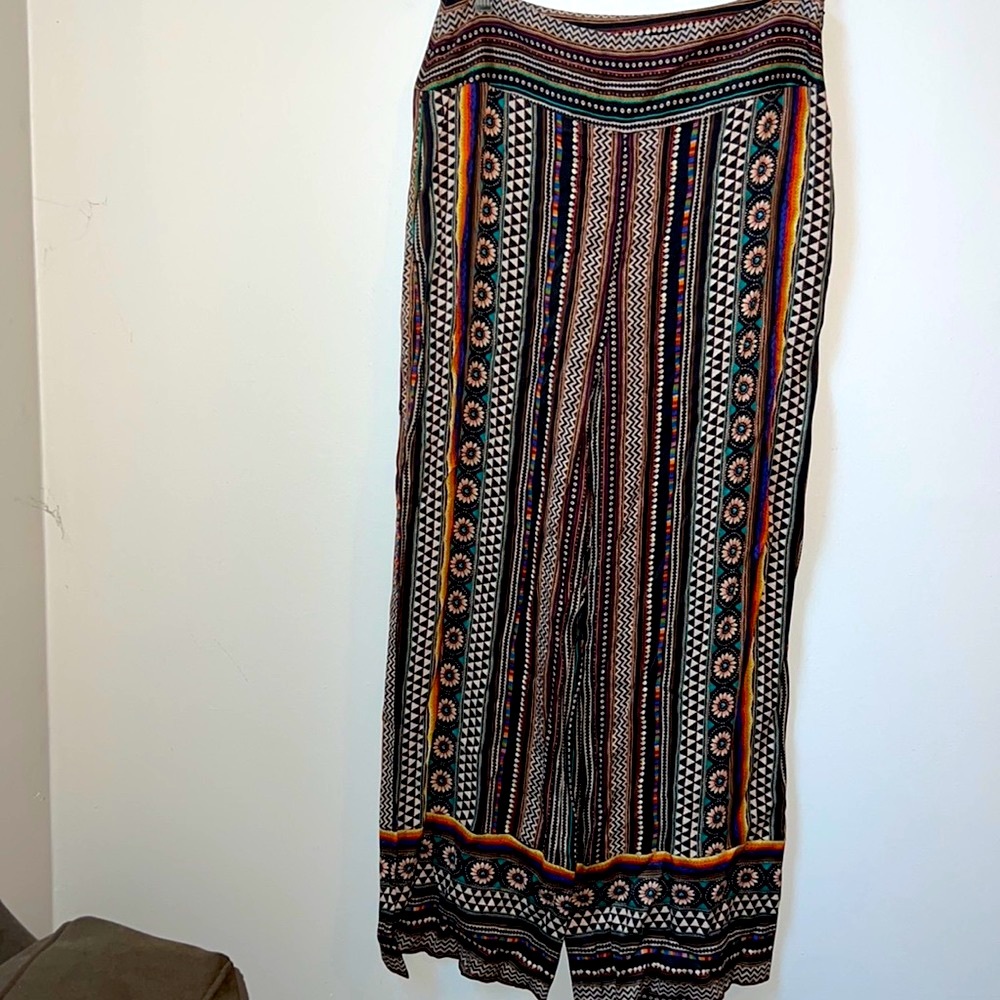 FARM Rio Anthropologie Cropped Wide Leg Pants M Medium NWT!